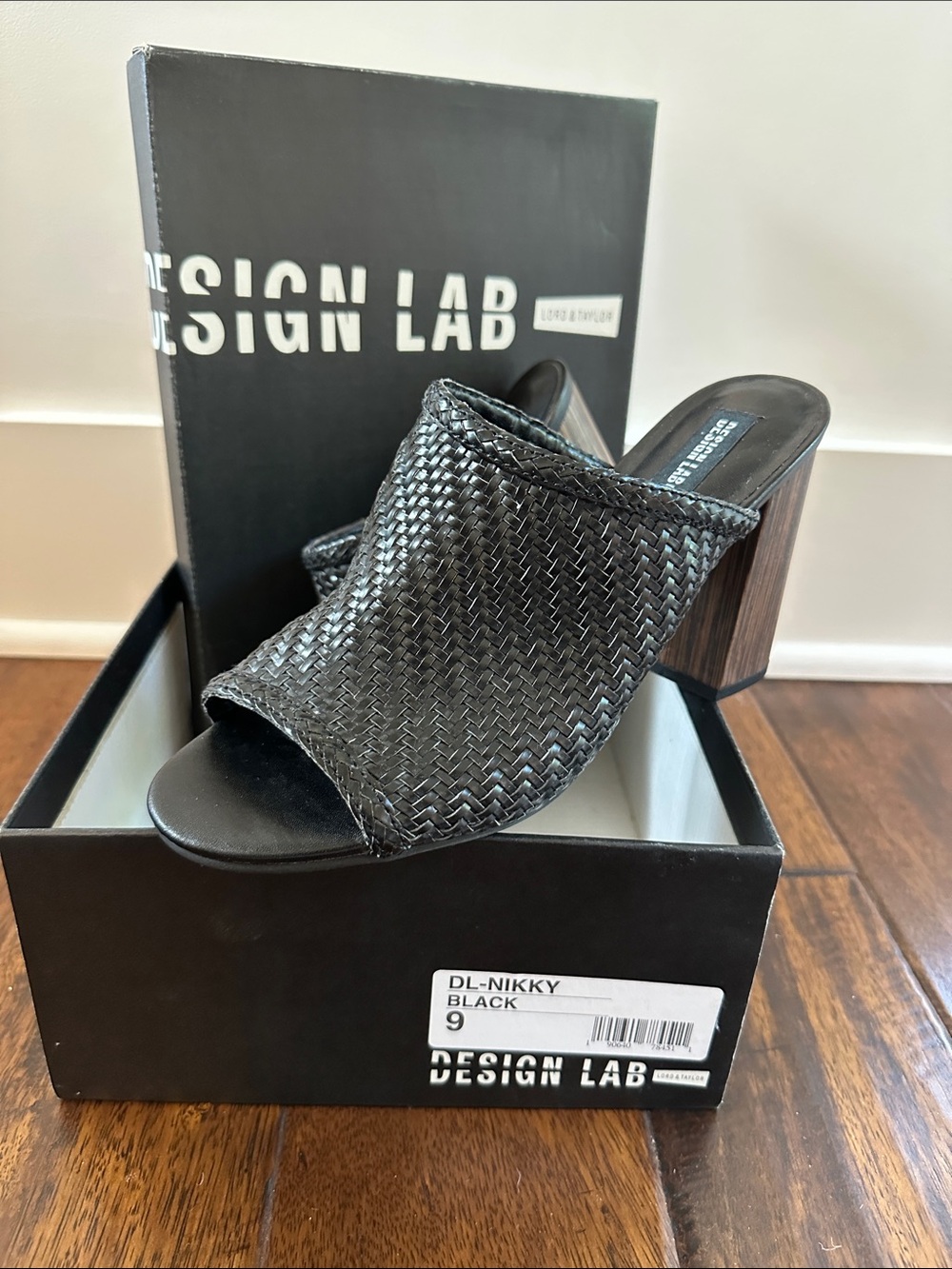 Design Lab Lord & Taylor Black Woven Slide Mules